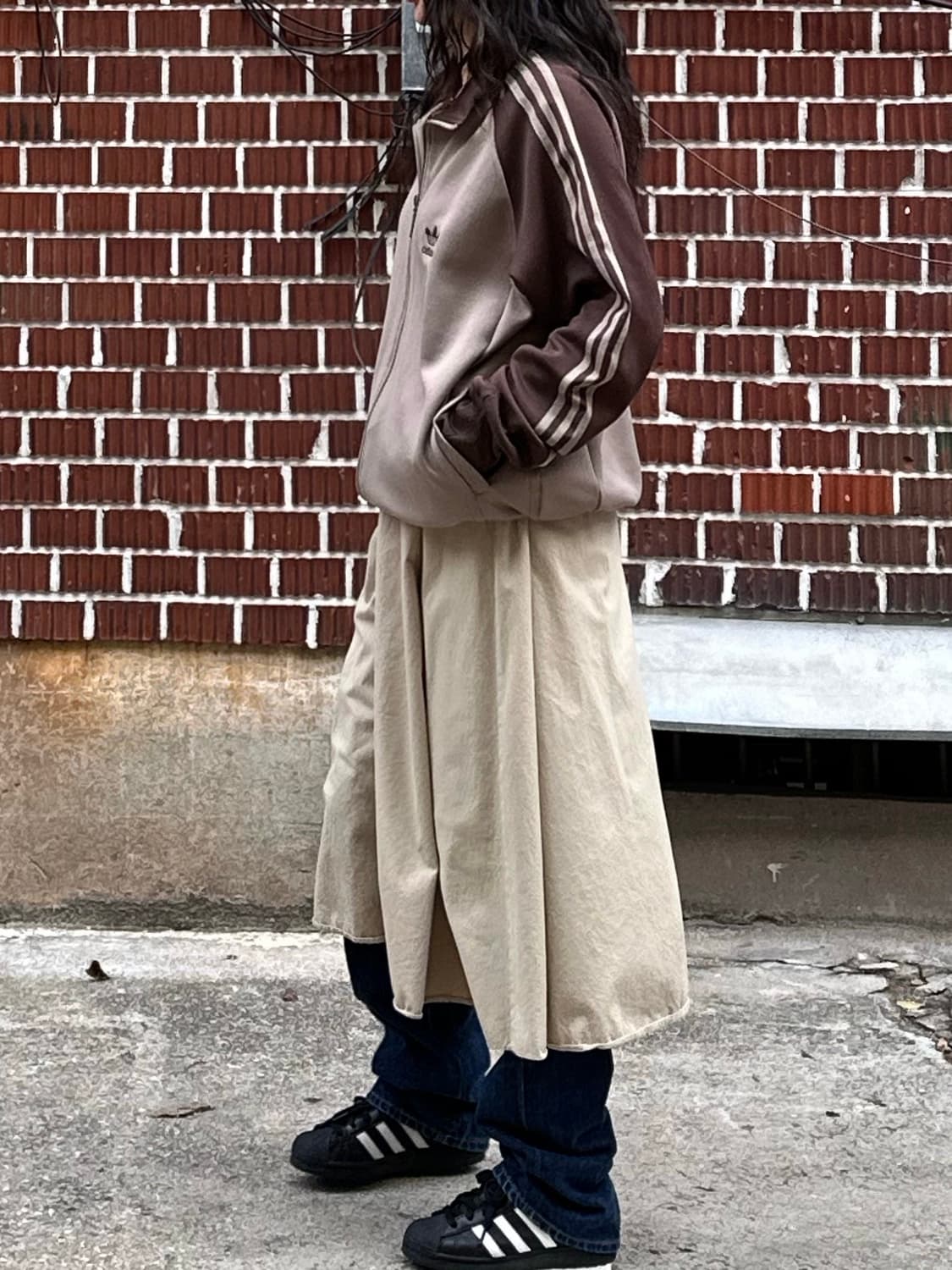 후드 니트 가디건 아디 져지 베이지 스커트 리바이스 팬츠 코디세트 상품이미지6