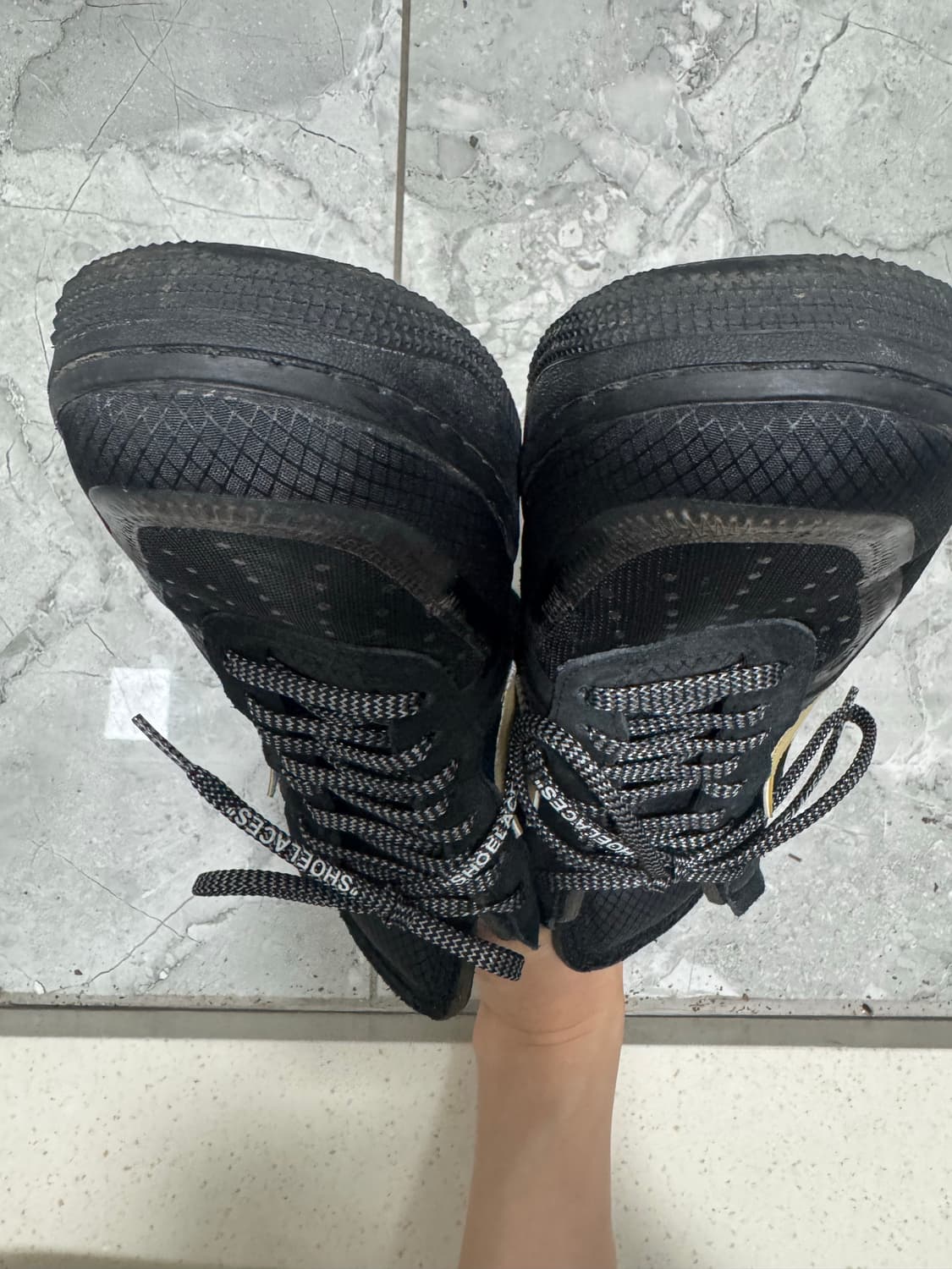 오프화이트 에어포스 블랙 280 상품이미지7