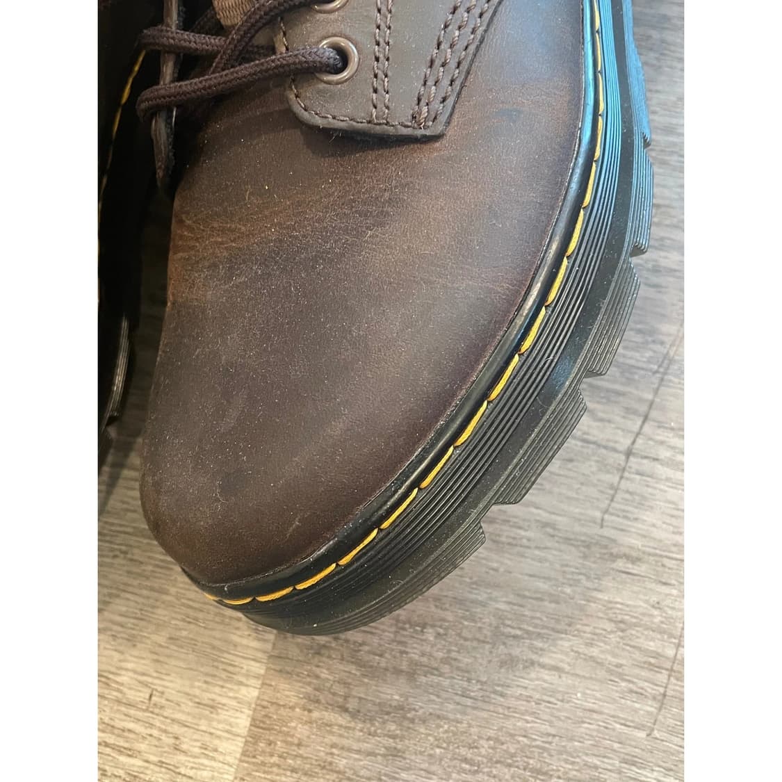 닥터마틴 리더 와이오밍 레더 유틸리티 슈즈 브라운 상품이미지3