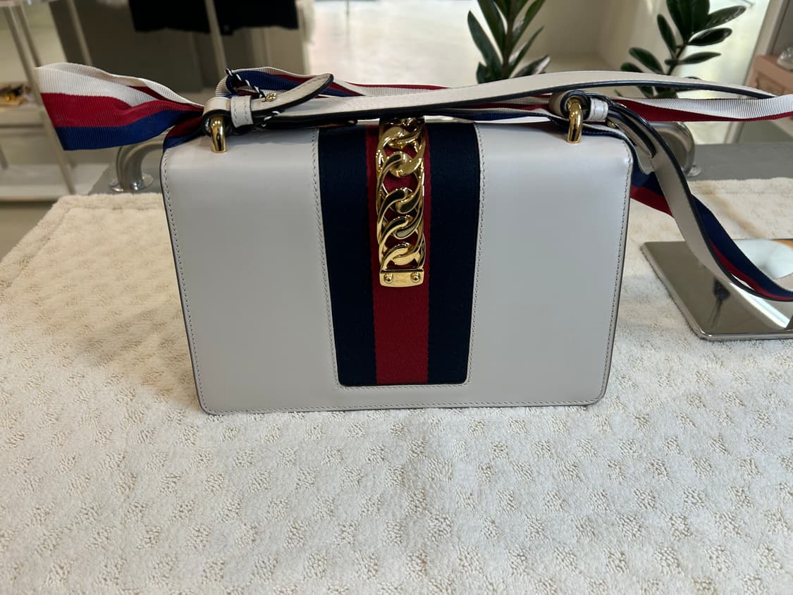 [정품/중고] 구찌 실비백 스몰 화이트 상품이미지7