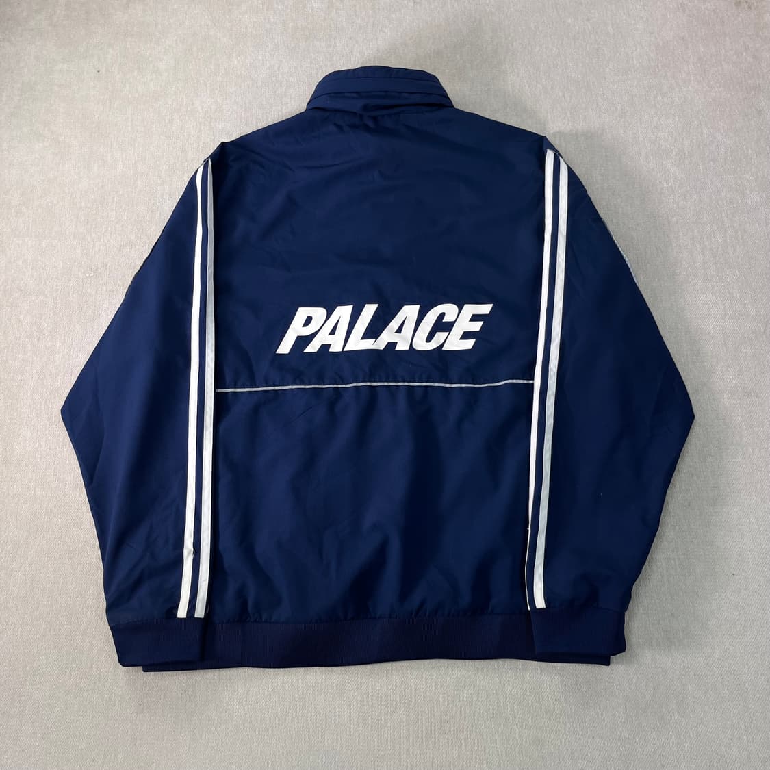 100 아디다스 X 팔라스 인디고 2nd 하프집업 상품이미지1