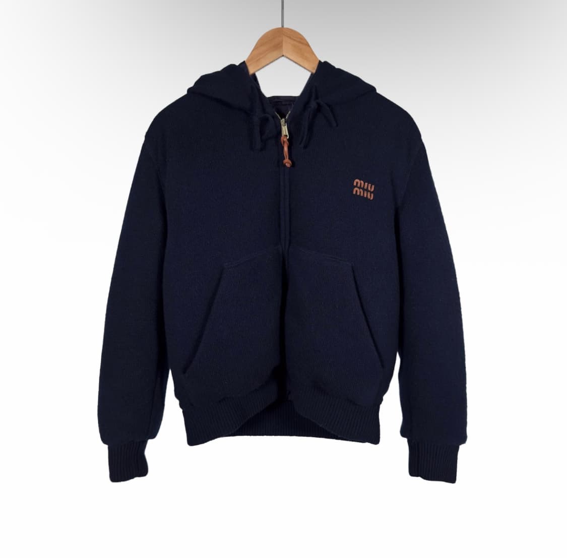 [38] 미우미우 여성 울 캐시미어 다운 후드 집업 자켓 블루 ML949 상품이미지1