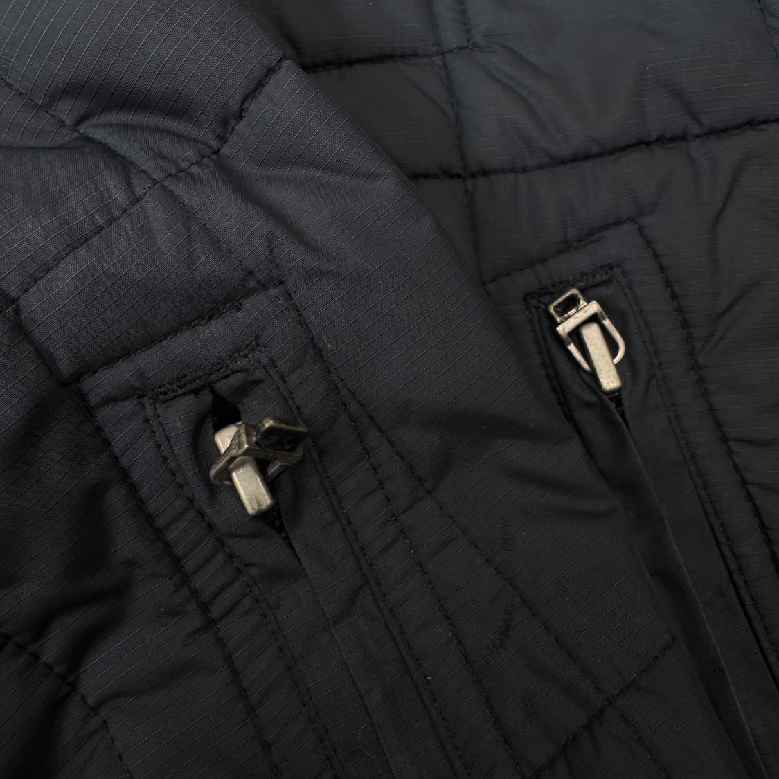 폴로스포츠 90s 고프코어 경량패딩 블랙 자켓 상품이미지4