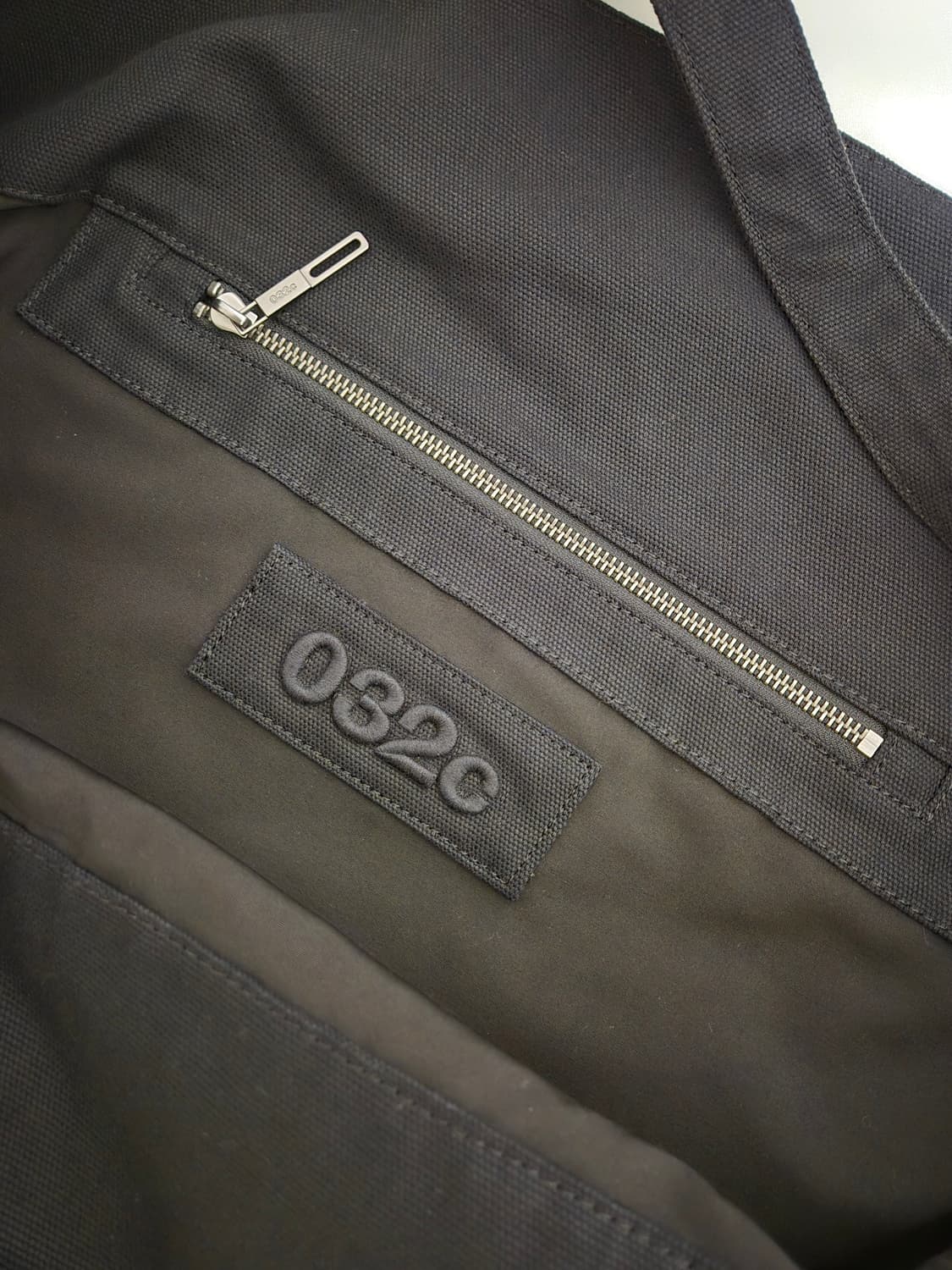 032c 가방(위켄드 백, 유니섹스) 블랙 상품이미지3