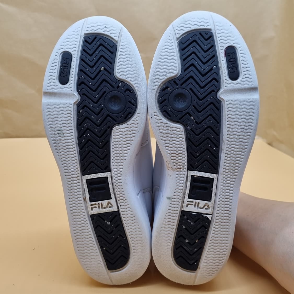 휠라 펑키테니스1998 여성스니커즈230 상품이미지3