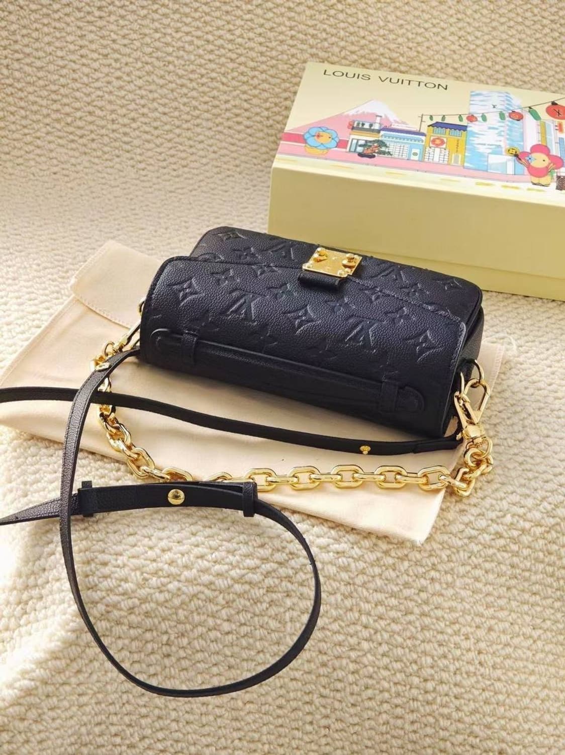 루이비통(Louis Vuitton) 포쉐트 메티스 이스트 웨스트 백 상품이미지2