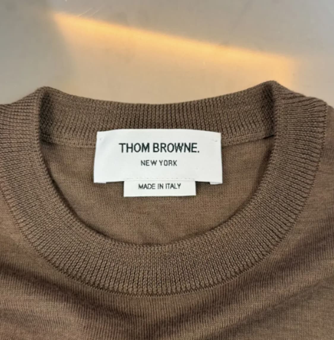 [정품] 톰브라운 클래식 사선 메리노 울 니트 반팔 브라운 M 상품이미지4