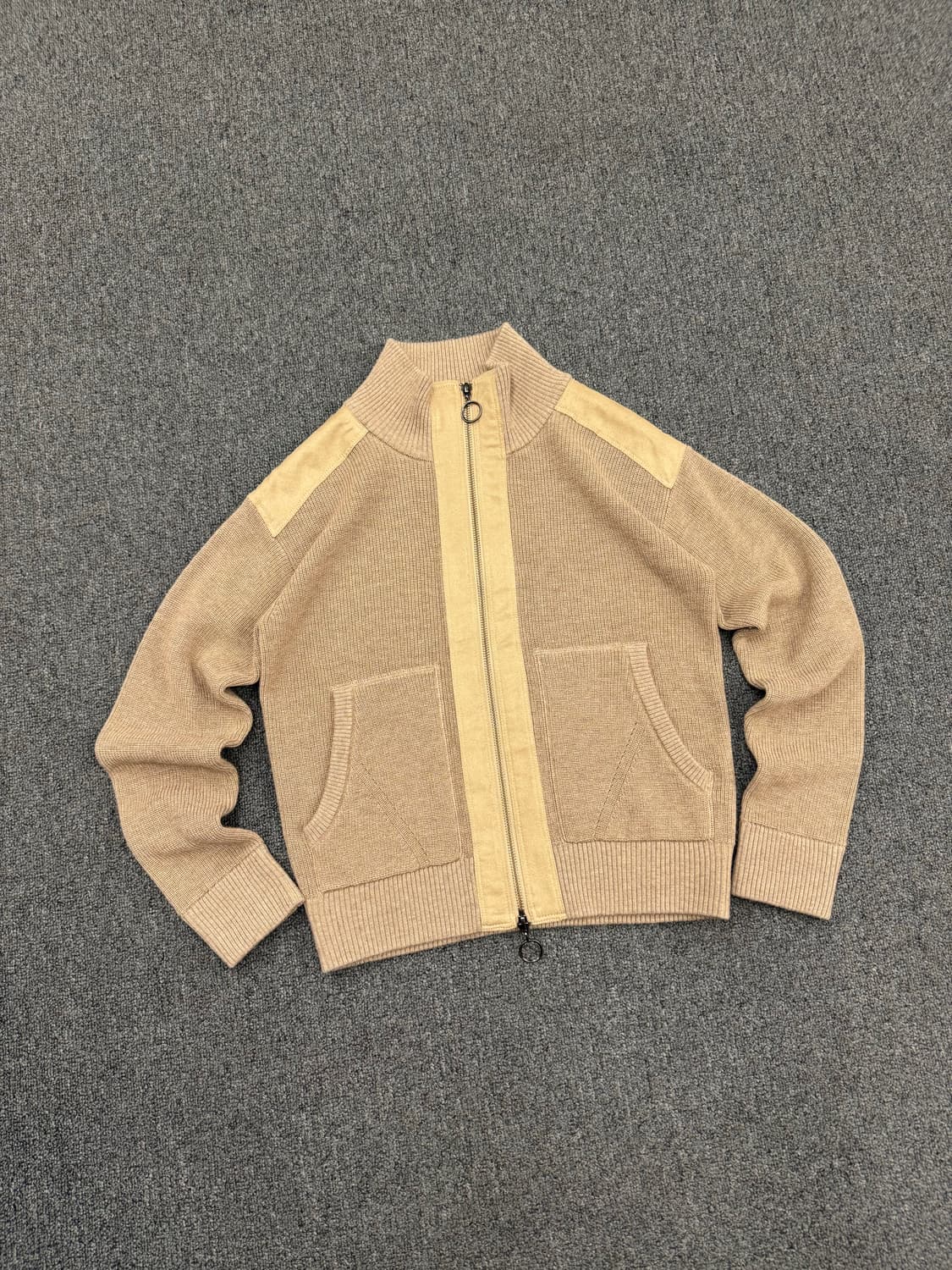 38)Brahmin 빈티지 투웨이 스웨이드 베이지 여성 니트집업 상품이미지1