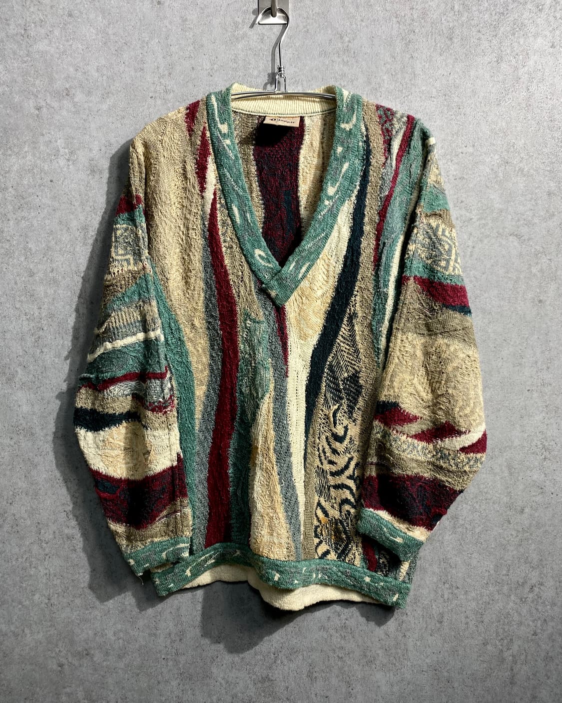 [M] 90s COOGI 쿠지 빈티지 브이넥 케이블 니트 상품이미지1