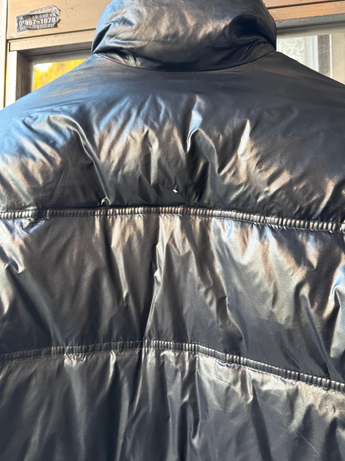 디젤 By 55DSL 유광 블랙 패딩  상품이미지9