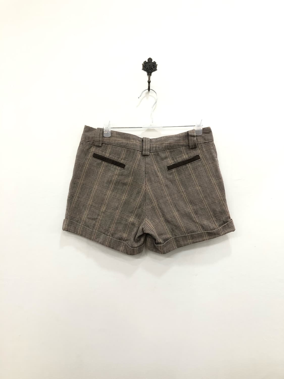 brown check pattern button shorts 상품이미지4