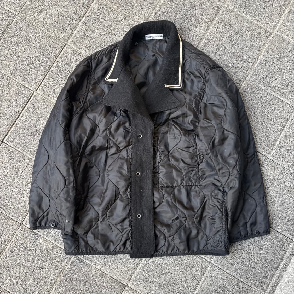 스톤아일랜드 “Raso Gommato” 라이너 트렌치 코트 상품이미지9