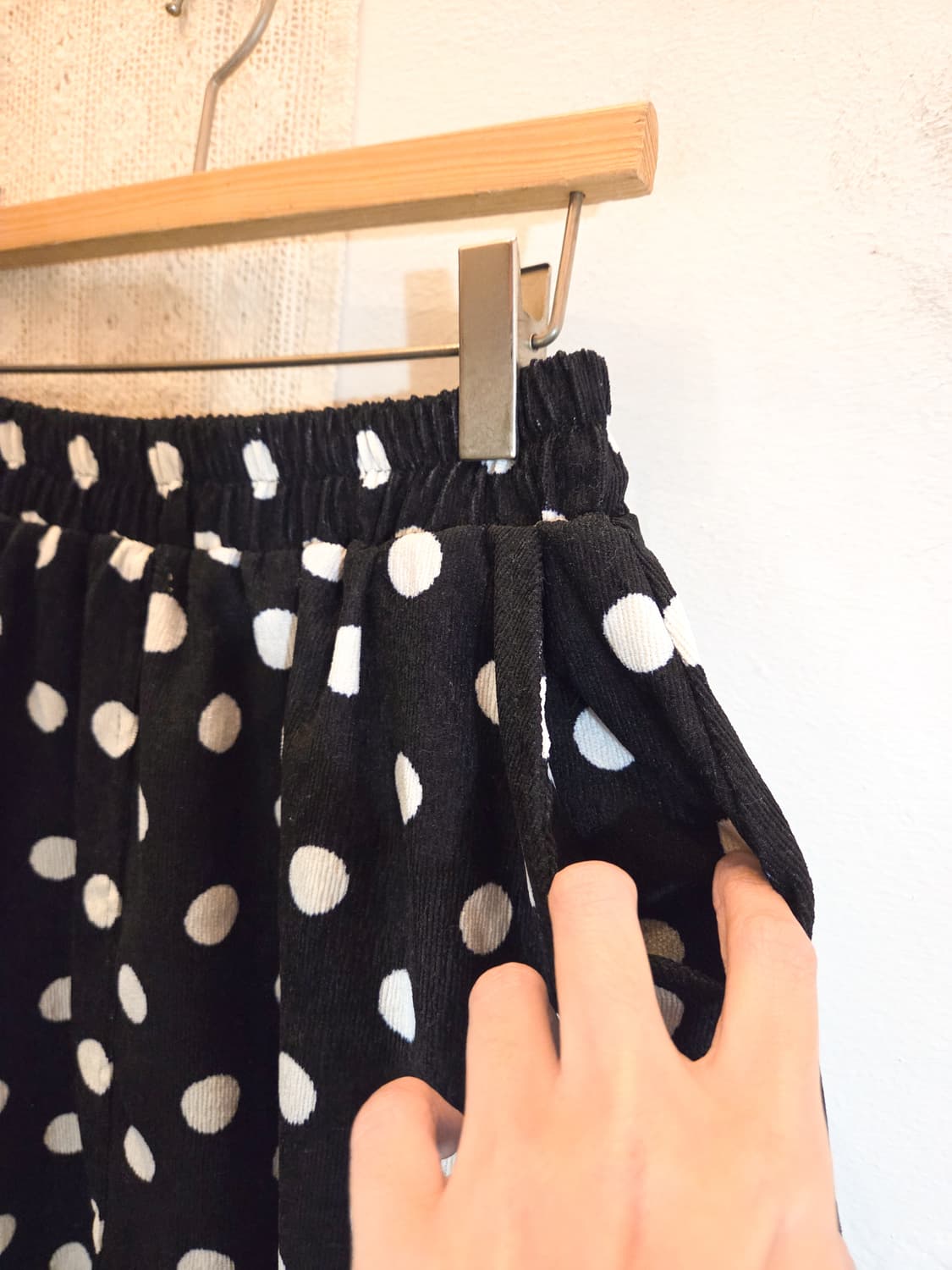 도트 코듀로이 롱스커트 상품이미지3