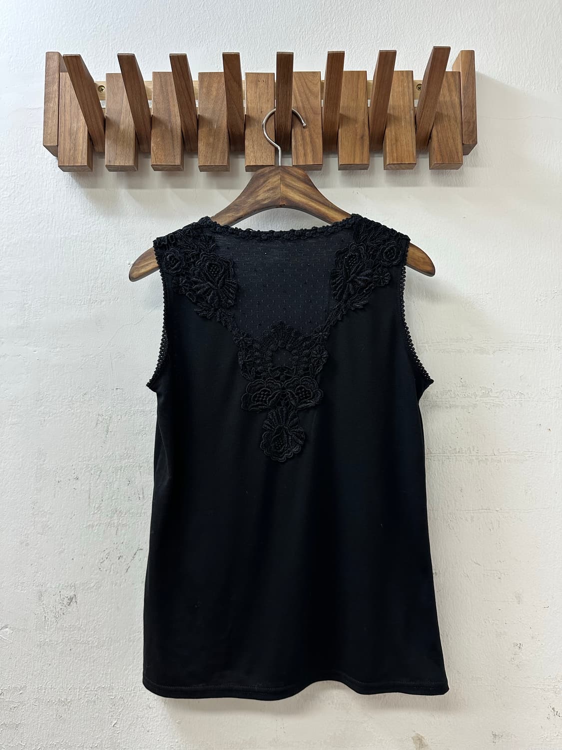 일본빈티지 Axes femme 엑시즈팜 레이스 핀턱 디테일 슬리브리스 상품이미지4