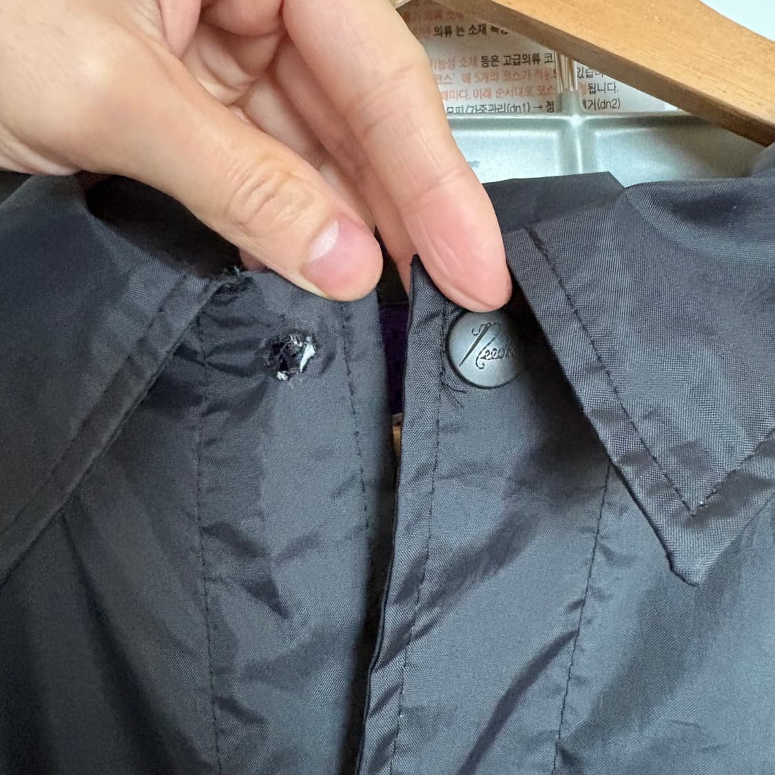 [L] 니들스 리빌드 백로고 코치자켓 블랙 상품이미지4