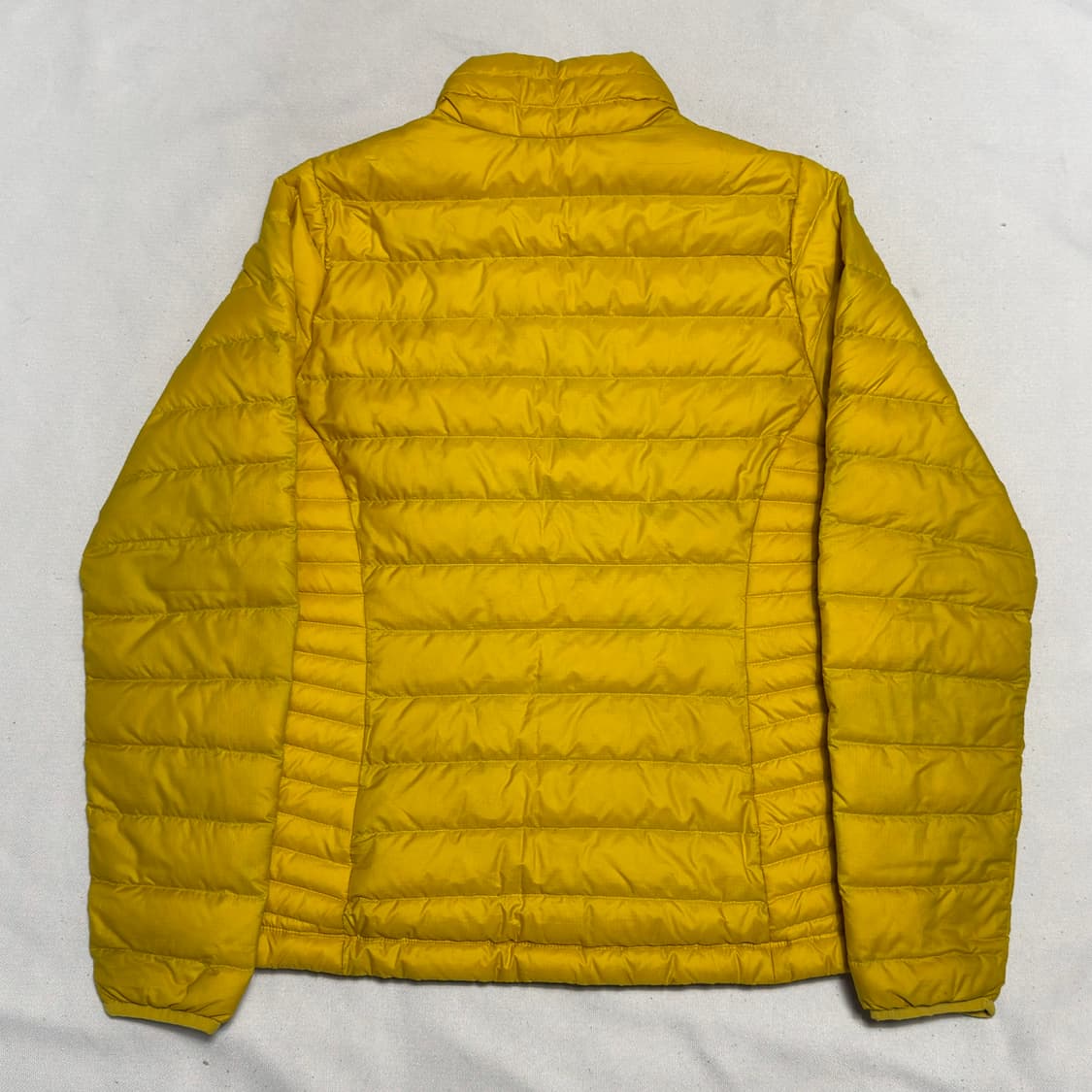 M 파타고니아 여성용 옐로우 경량 패딩 상품이미지3