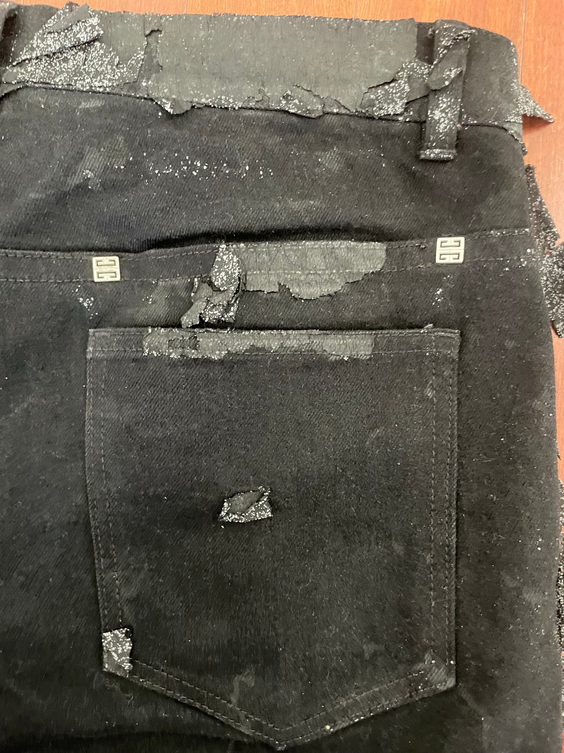 Givenchy black paint coated jean 31size 상품이미지3