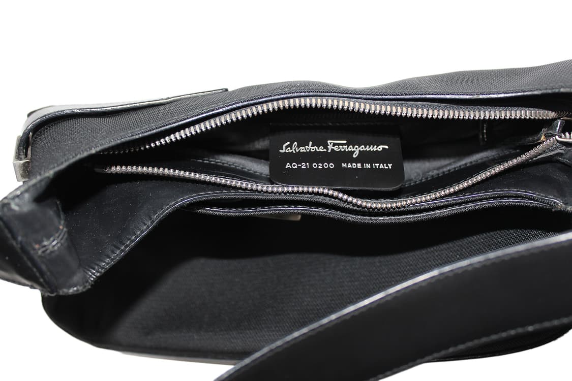 2000s Salvatore Ferragamo 페라가모 간치니 숄더백 상품이미지10