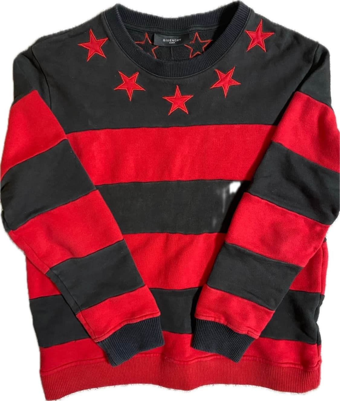 지방시 스타패치 맨투맨 상품이미지1