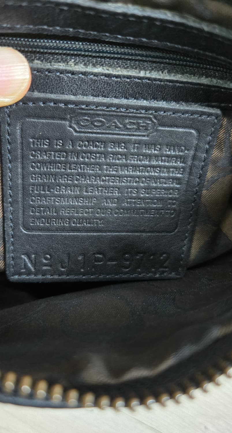 Coach 올드코치 턴락포켓 숄더백 상품이미지6