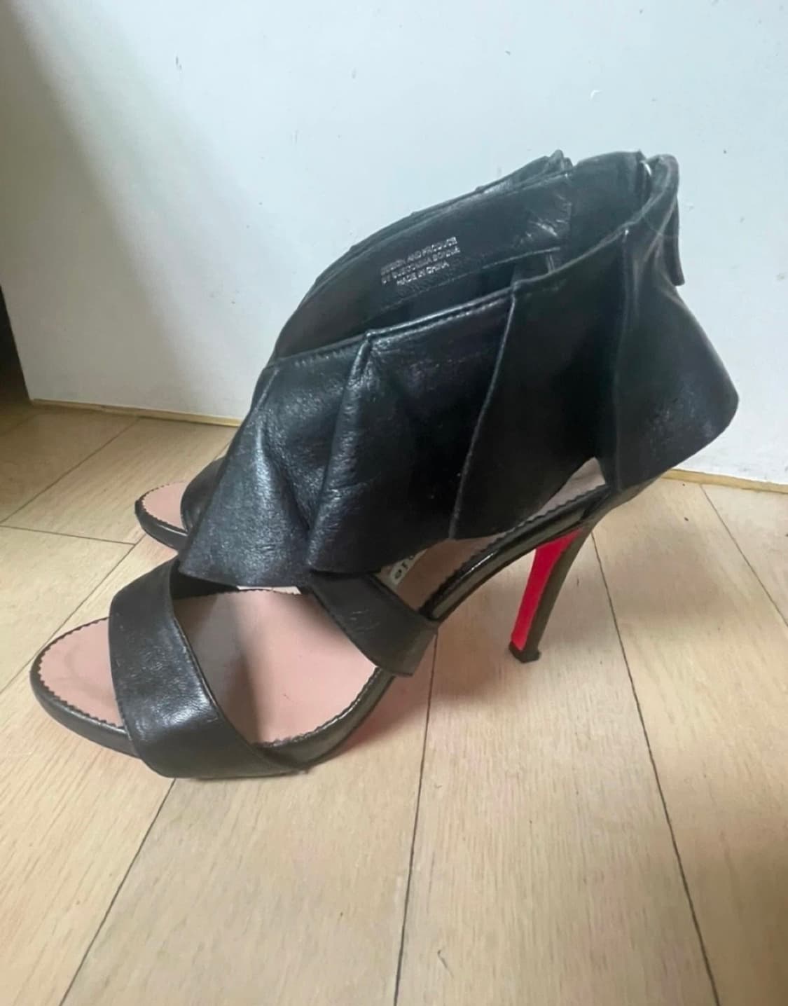 슈콤마보니 샌달 상품이미지2