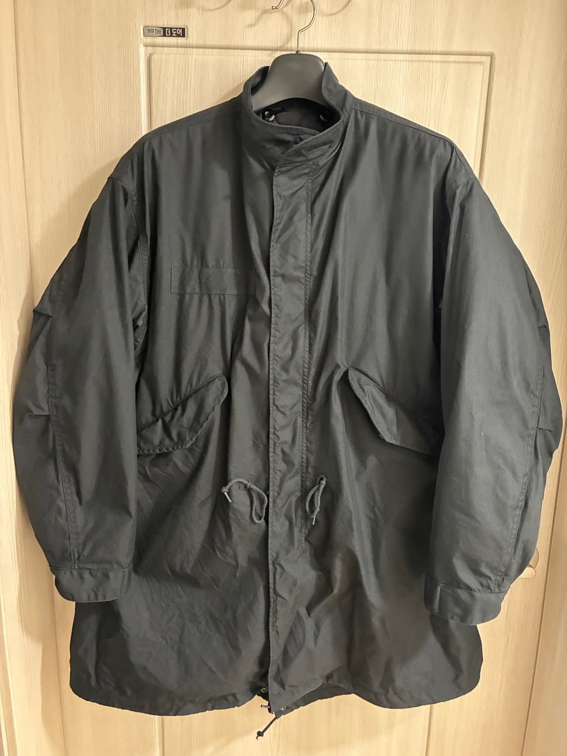 아웃스탠딩 피쉬테일 블랙 L 상품이미지1