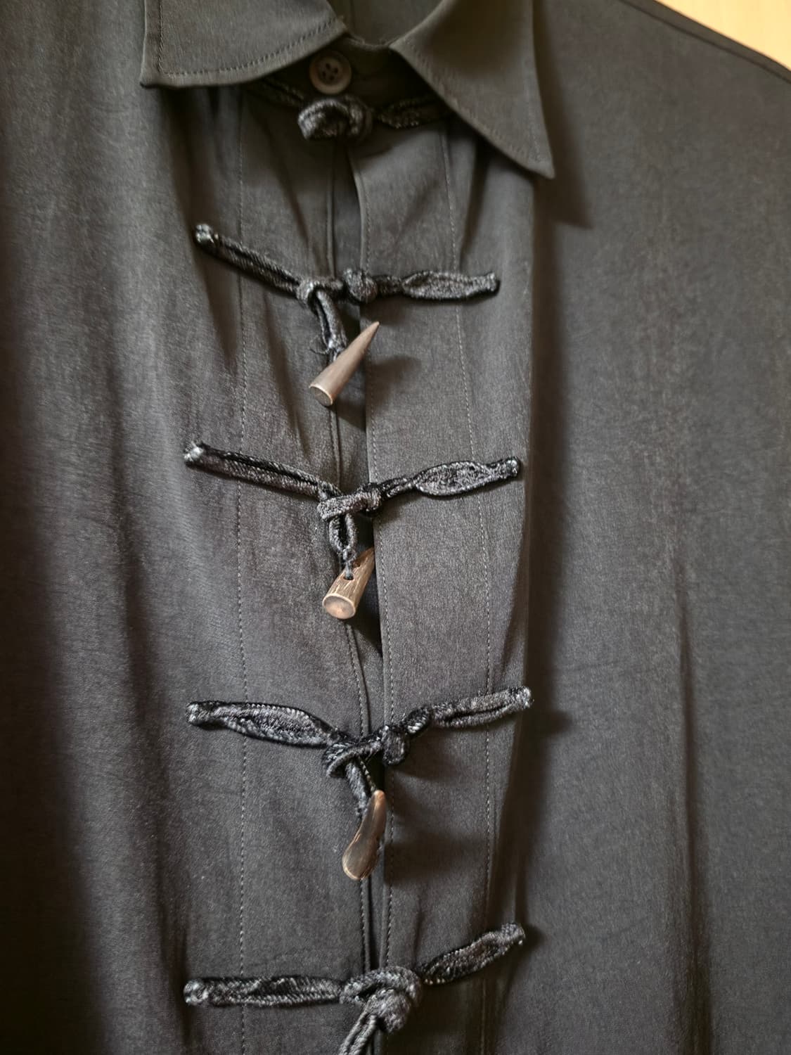 (3)20ss 요지야마모토 뿌르옴므 차이나버튼 롱셔츠 상품이미지3