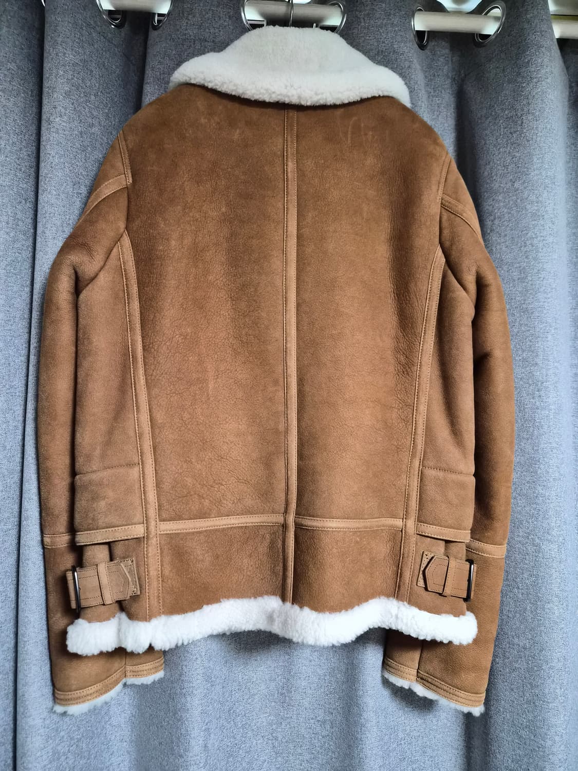 타임옴므 20fw 무스탕 팝니다 우영미 솔리드옴므  상품이미지3