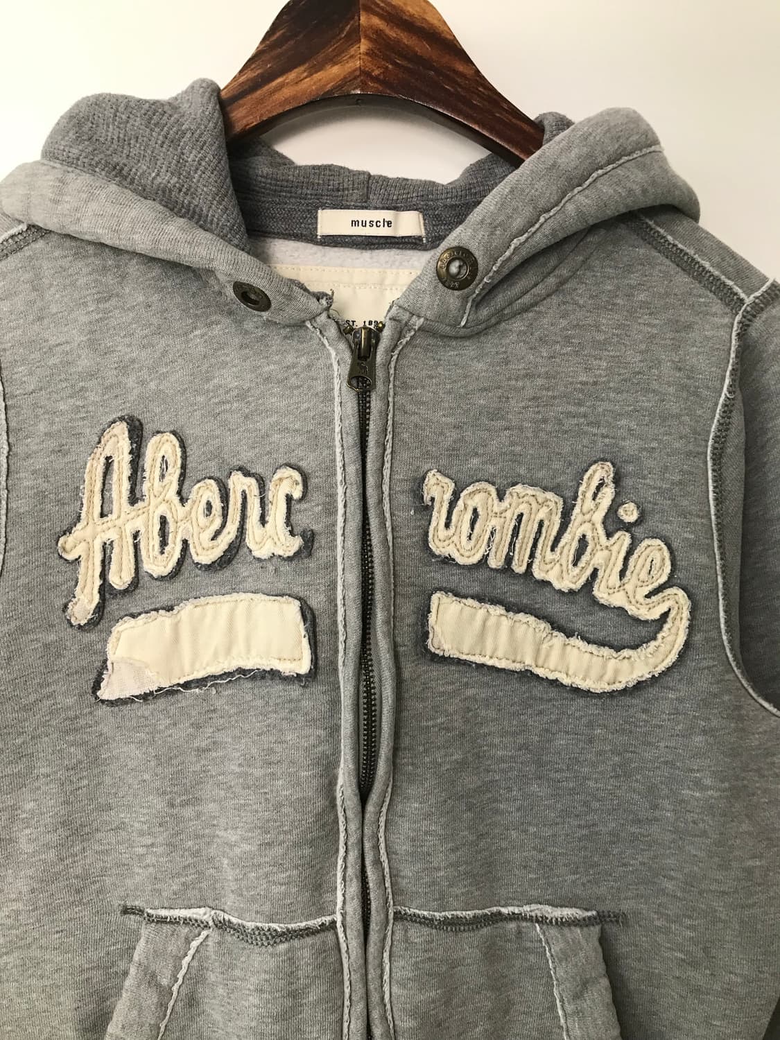아베크롬비 y2k 와투케 그레이 후드집업 상품이미지4