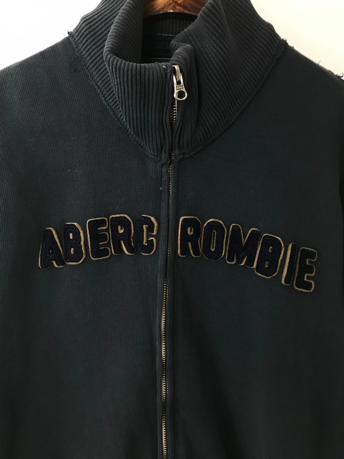 아베크롬비 y2k 와투케 네이비 코튼 져지 상품이미지4