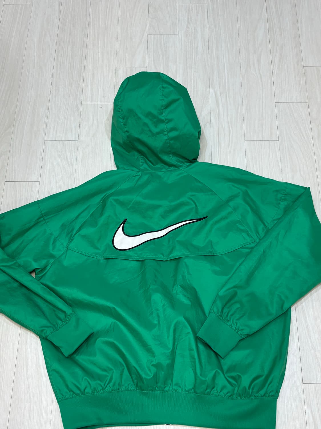 나이키 바람막이 상품이미지2