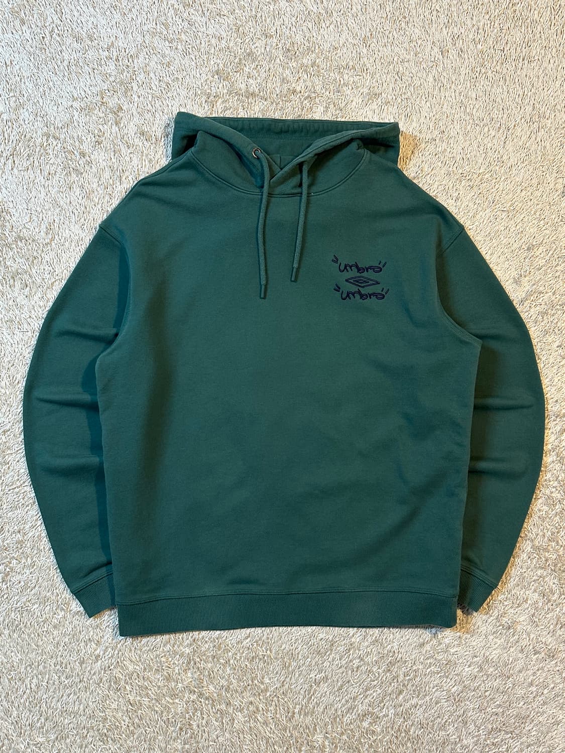 엄브로 UMBRO 백로고 후드티 다크그린 상품이미지2