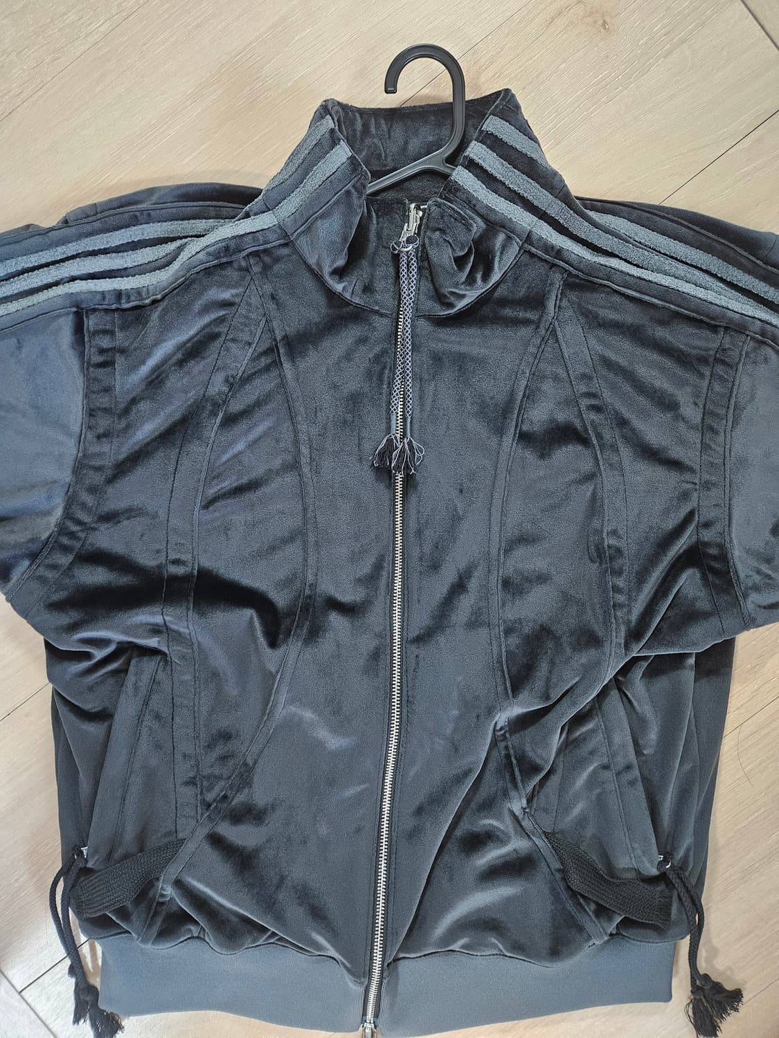 아디다스 송포더뮤트 트랙탑 상품이미지1