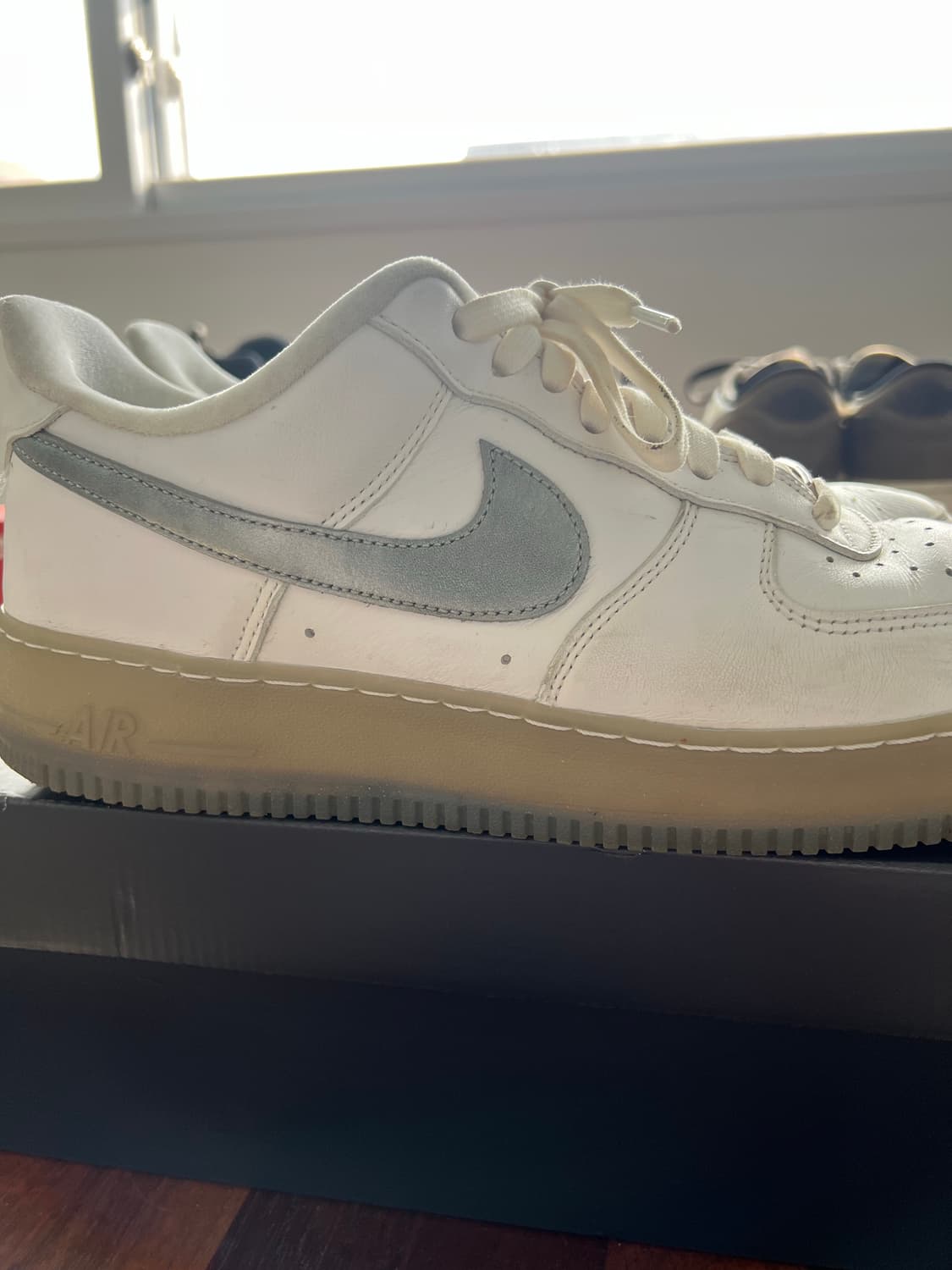 나이키 에어포스 프리미엄 메탈릭 실버 290 상품이미지2