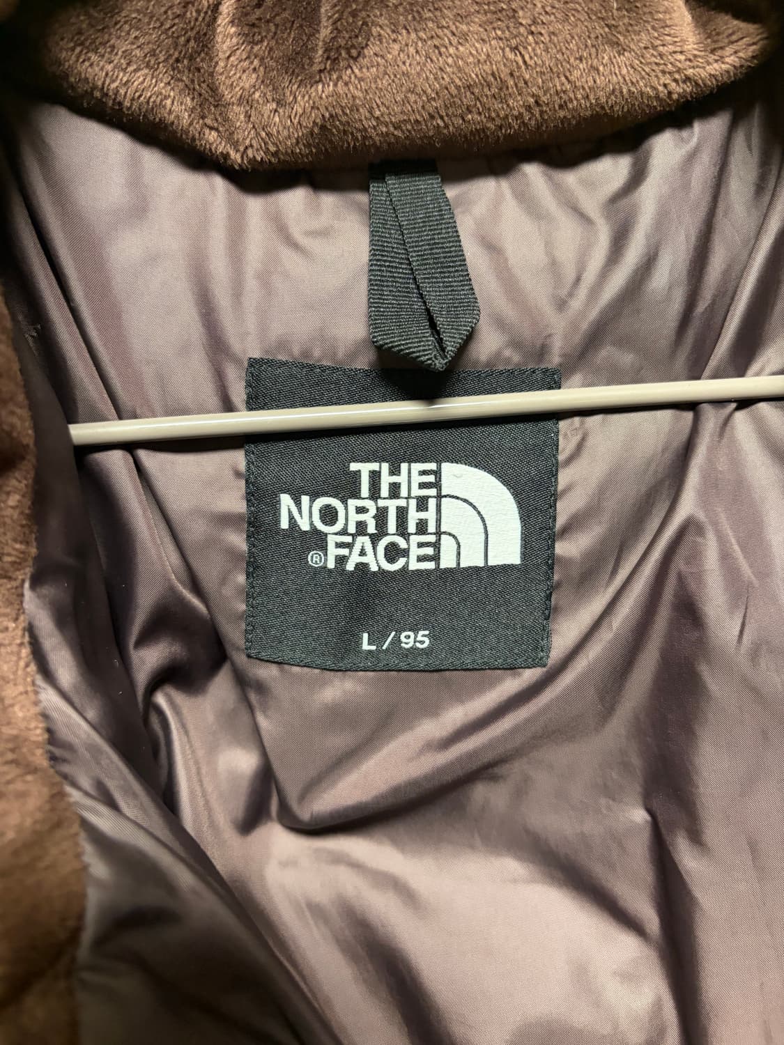 노스페이스 글로시 다운 패딩 브라운 상품이미지7