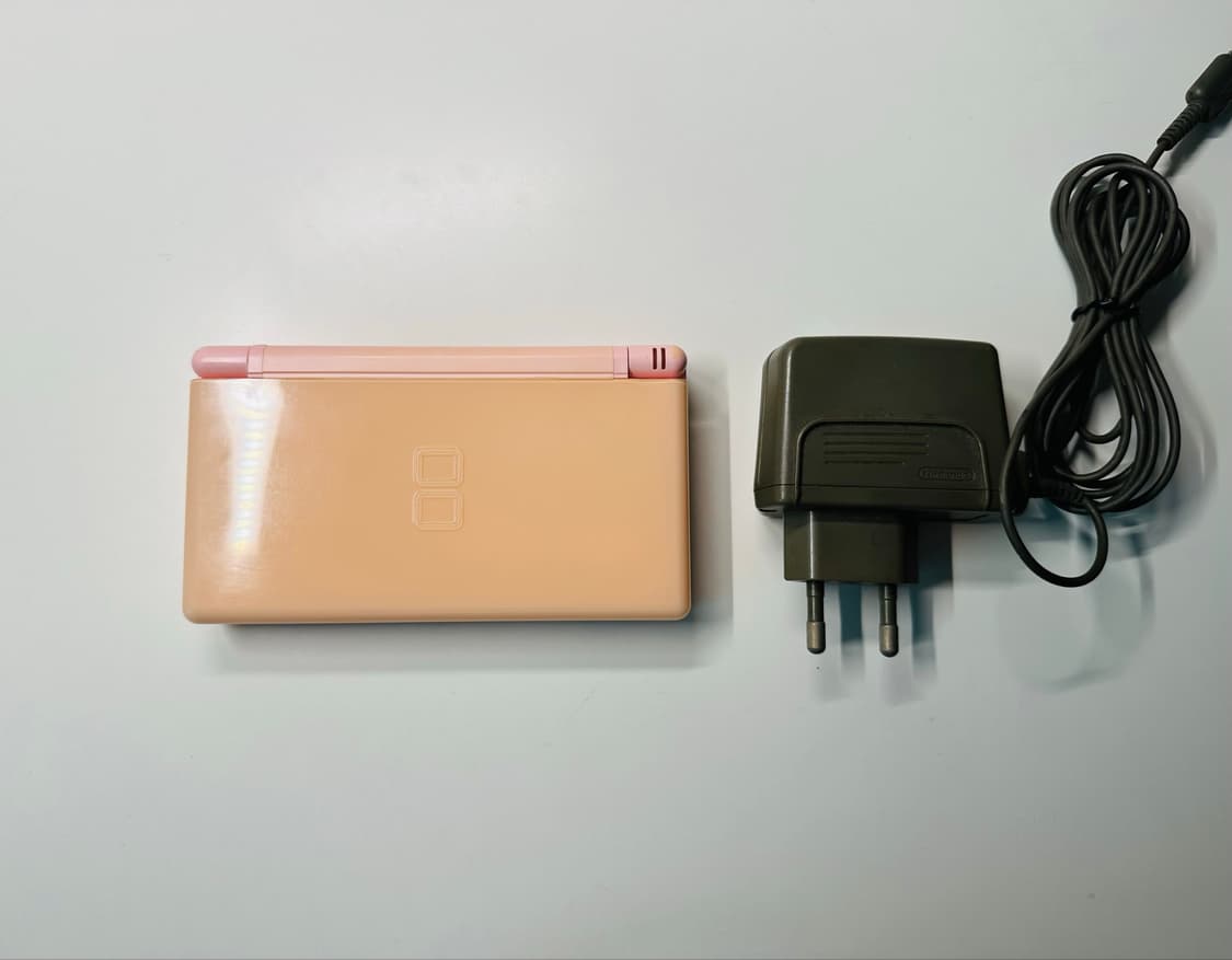 닌텐도 DS Lite DSL 노블 핑크 일판 + 정품충전기 판매(3DS) 상품이미지1