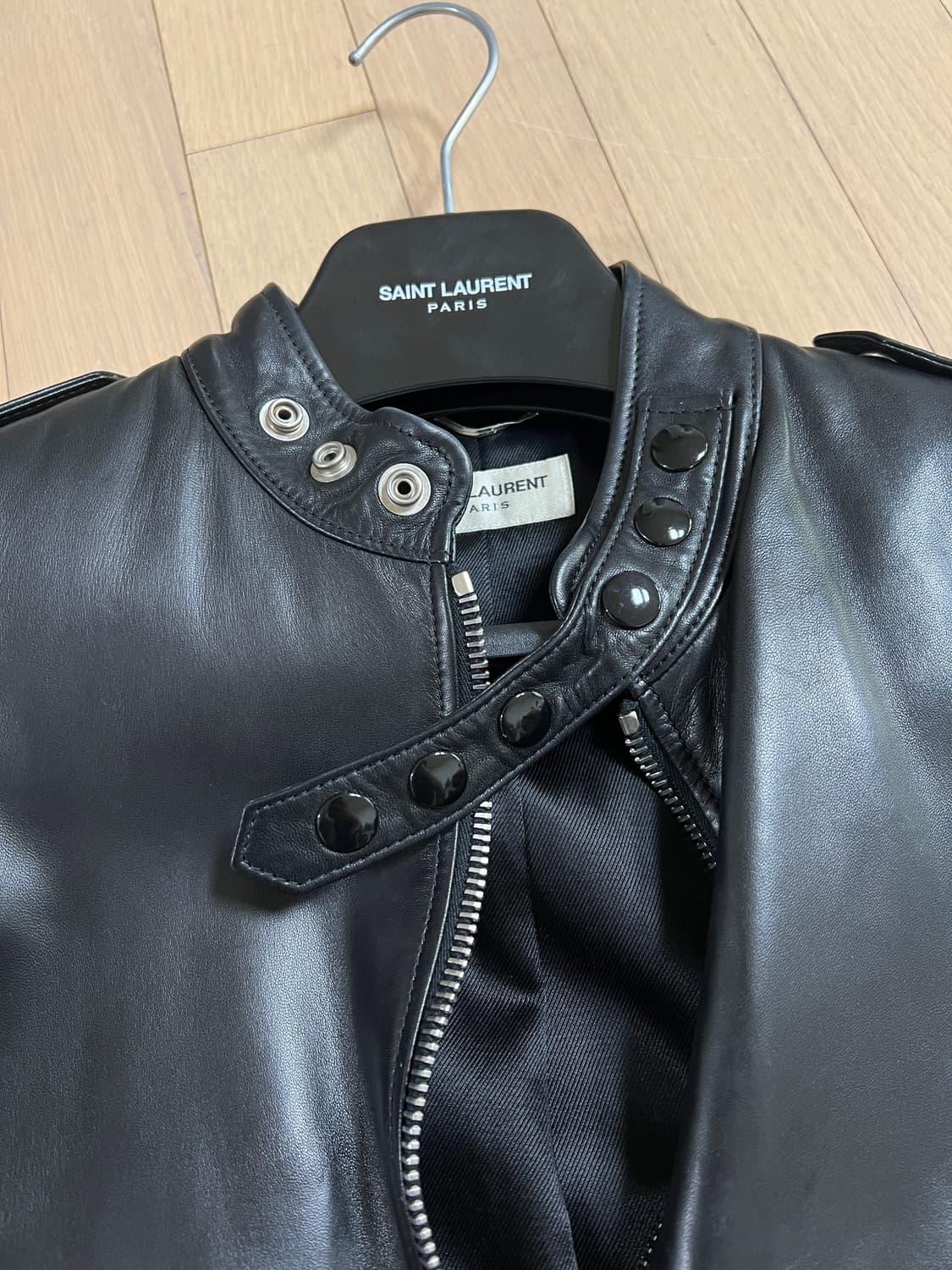 생로랑 레더 자켓 (Saint Laurent Paris) 48 상품이미지4