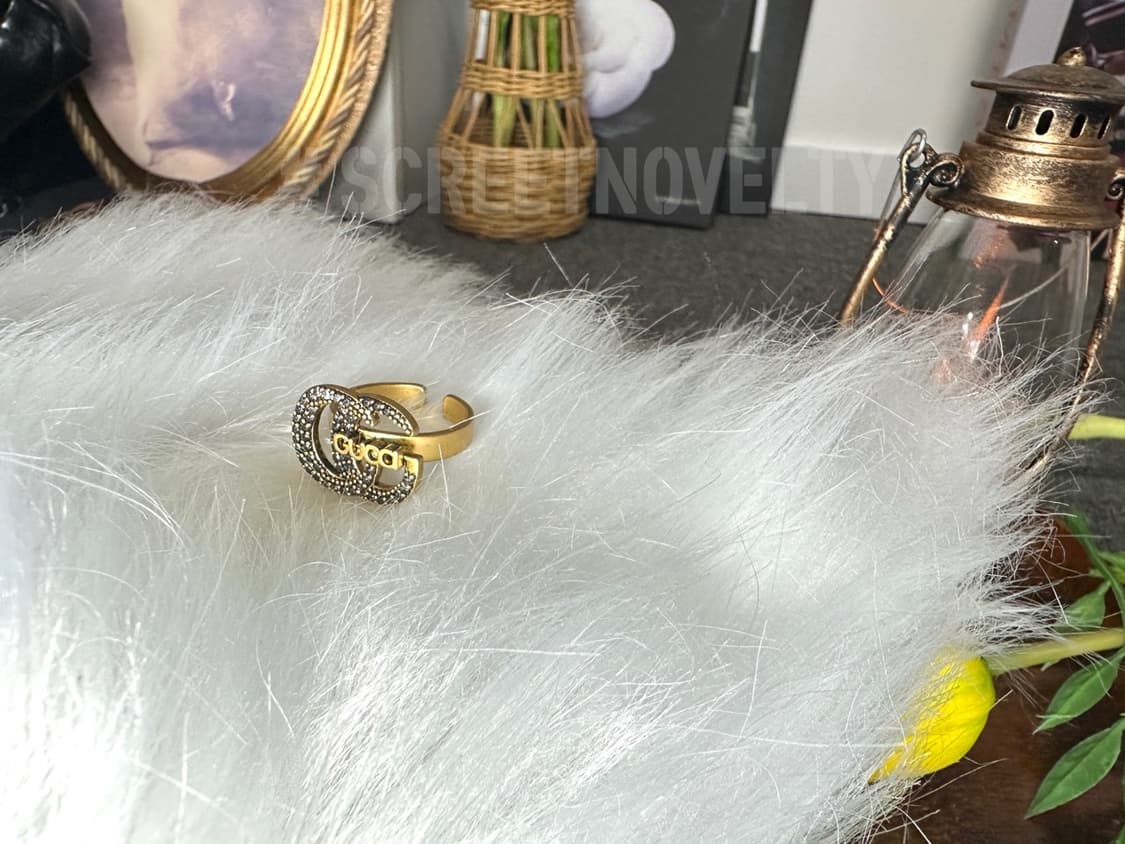 구찌 클래식 GG 이니셜 반지 골드 상품이미지9
