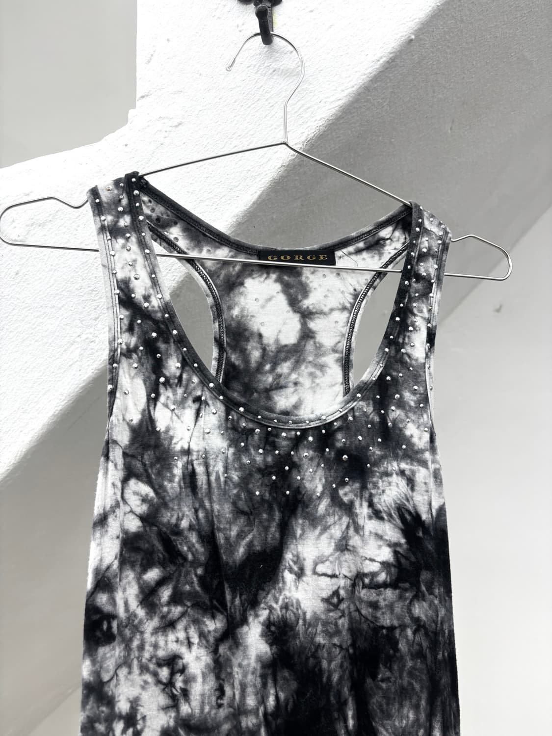 Magnolia detail stud sleeveless top  상품이미지4