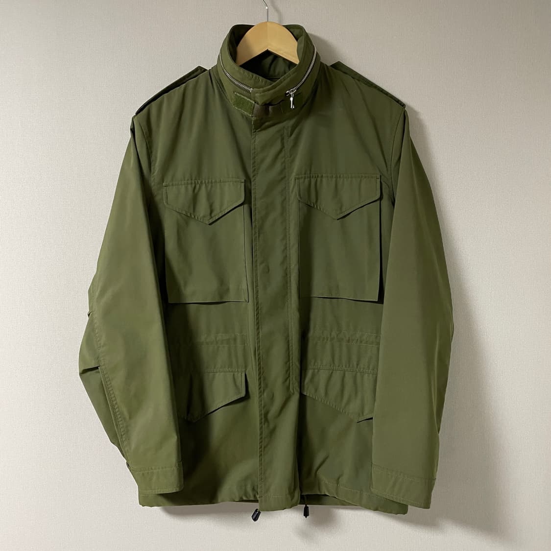 산드로 남성 M65 야상점퍼 카키 (100) (미세흠) 상품이미지2