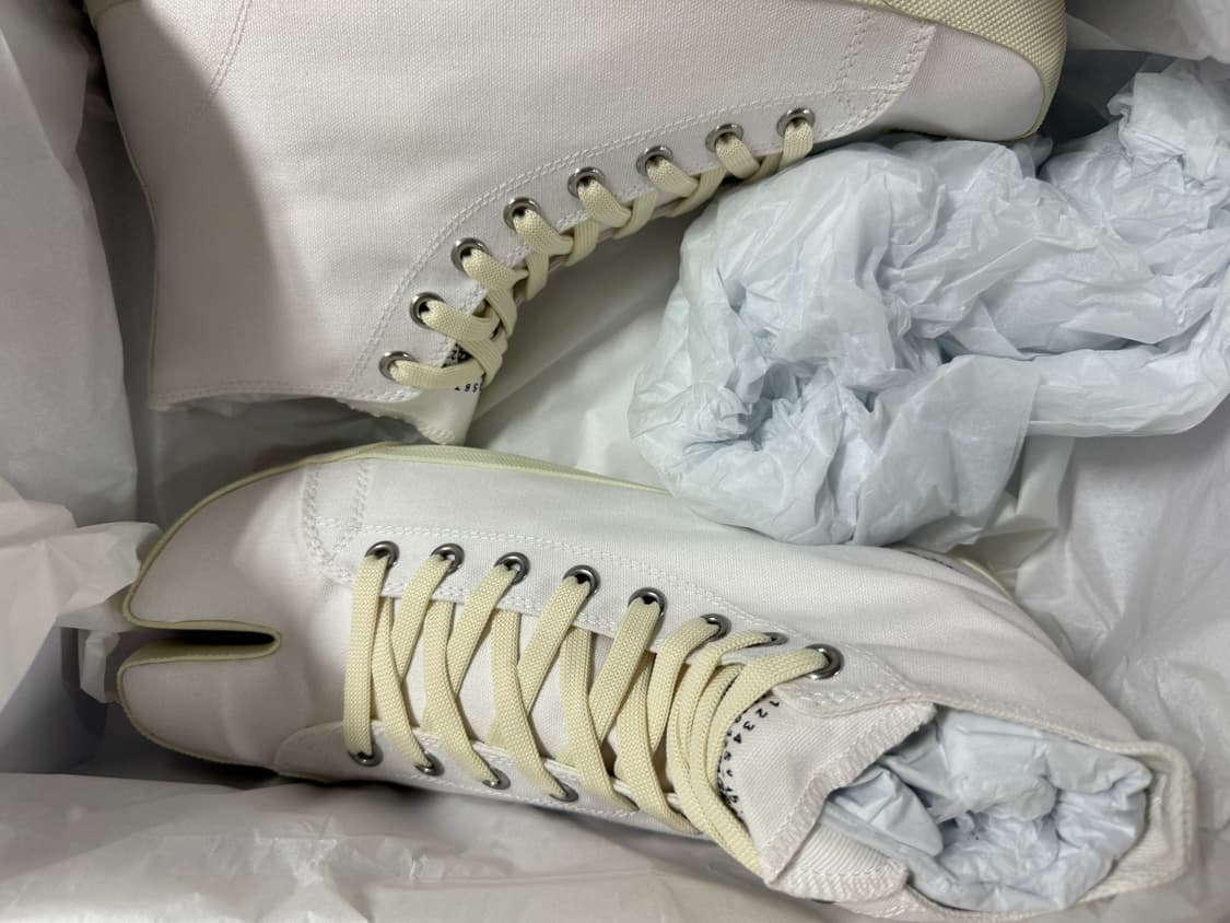 [44] 메종 마르지엘라 타비 하이 하이탑 스니커즈 화이트 상품이미지2