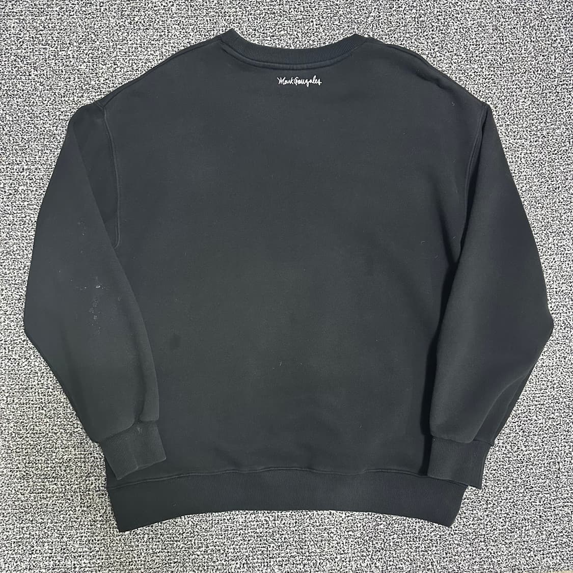 (L) 마크 곤잘레스 블랙 맨투맨 티셔츠 상품이미지4