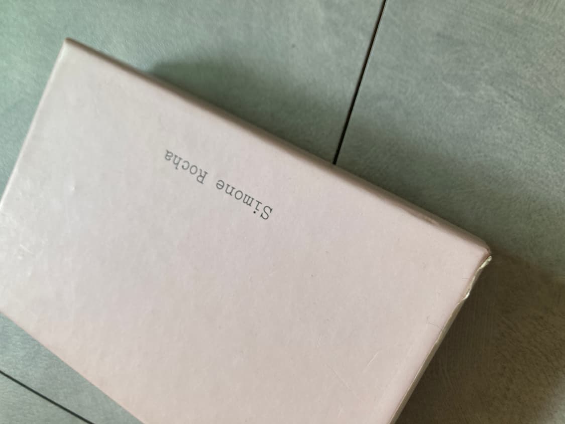 뉴진스 시몬로샤 오픈토 컷아웃 니삭스 상품이미지5