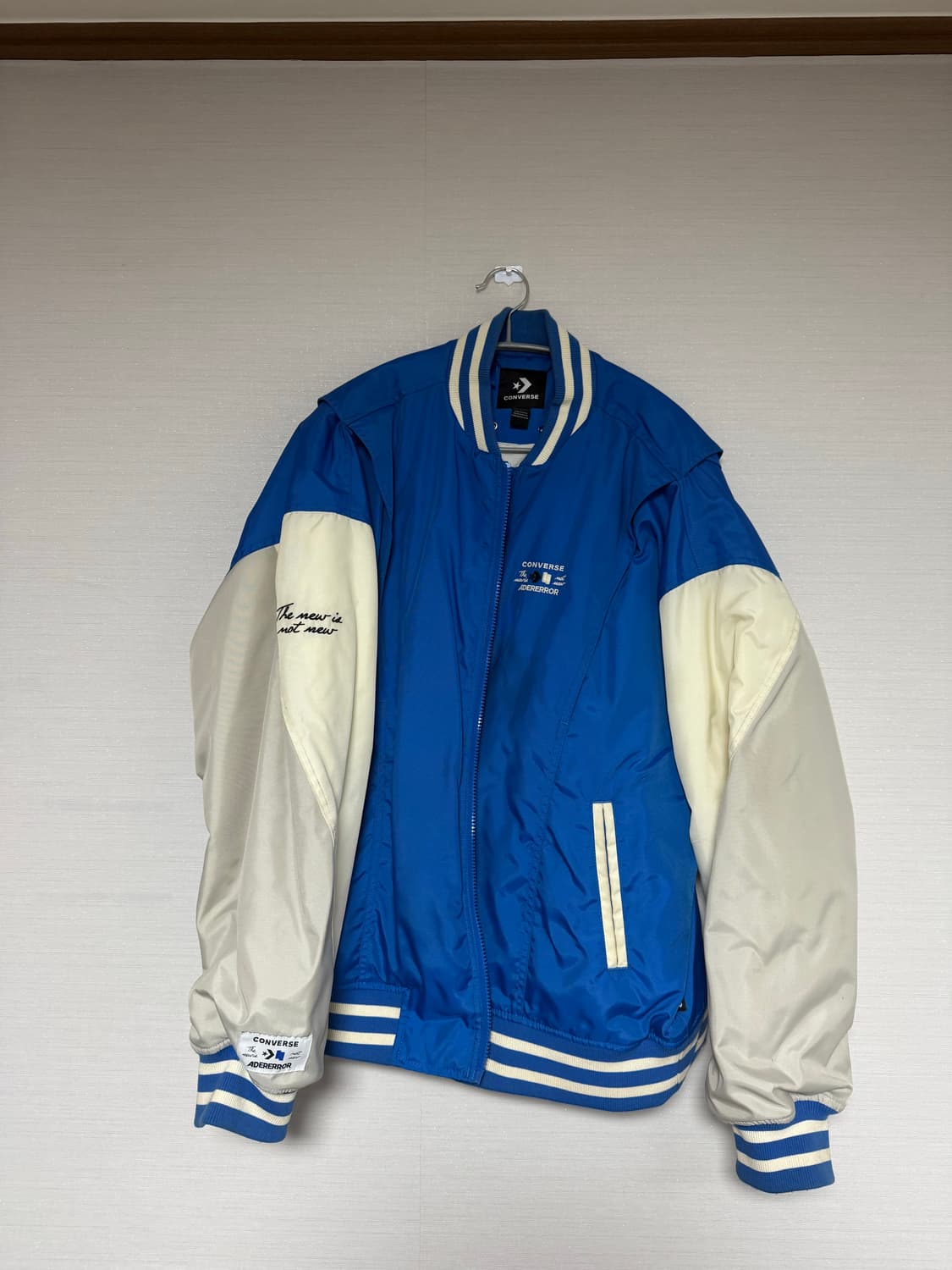 아더에러 바시티 자켓 상품이미지1