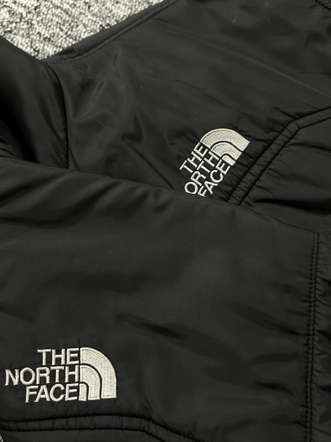 노스페이스 엑셀로프트 블랙 경량 패딩 S   상품이미지4