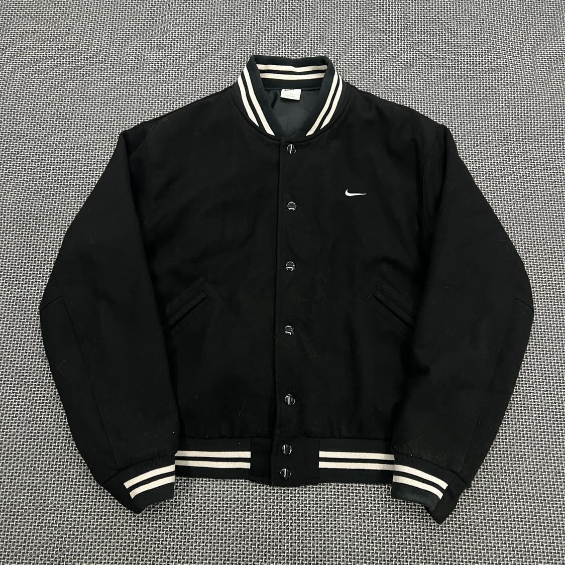 나이키 울 바시티 자켓 상품이미지1