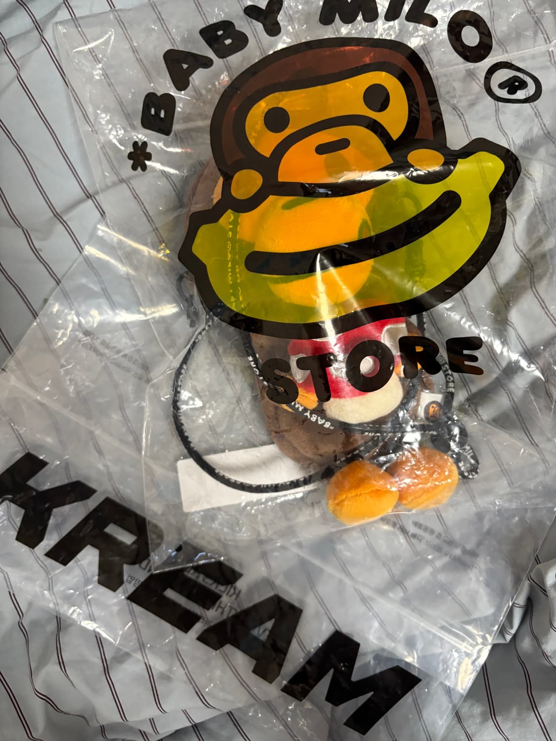 베이프 베일로 플러쉬 백 상품이미지2