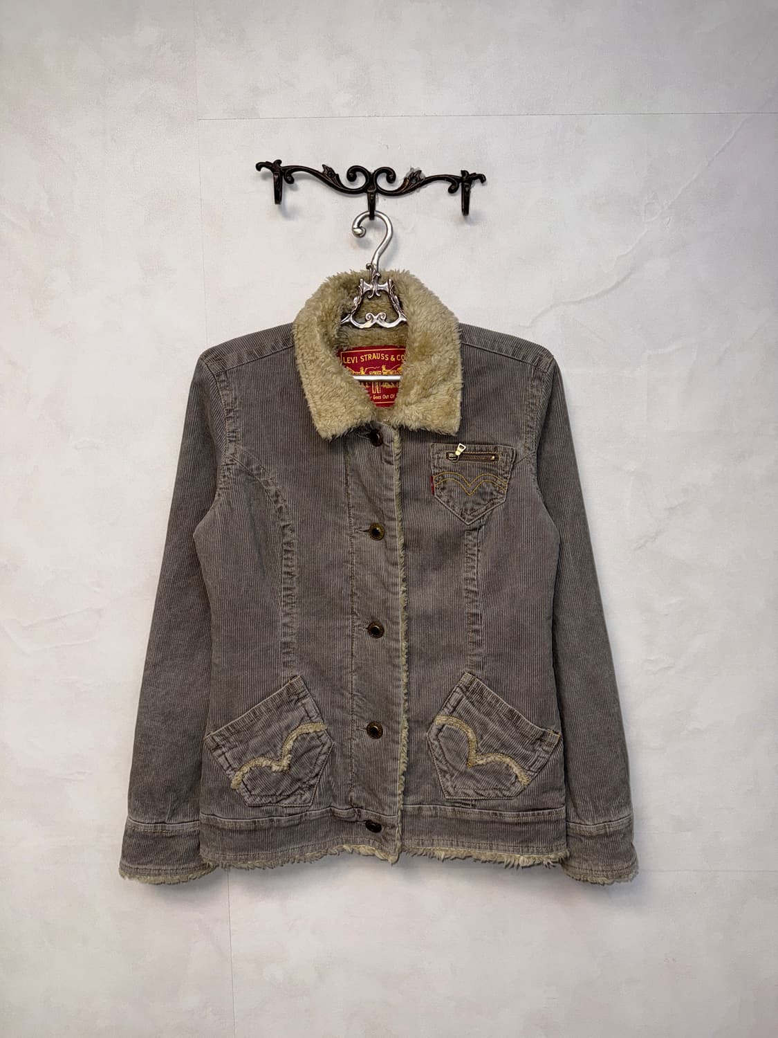 Levi’s gray corduroy fur padded jacket 상품이미지1