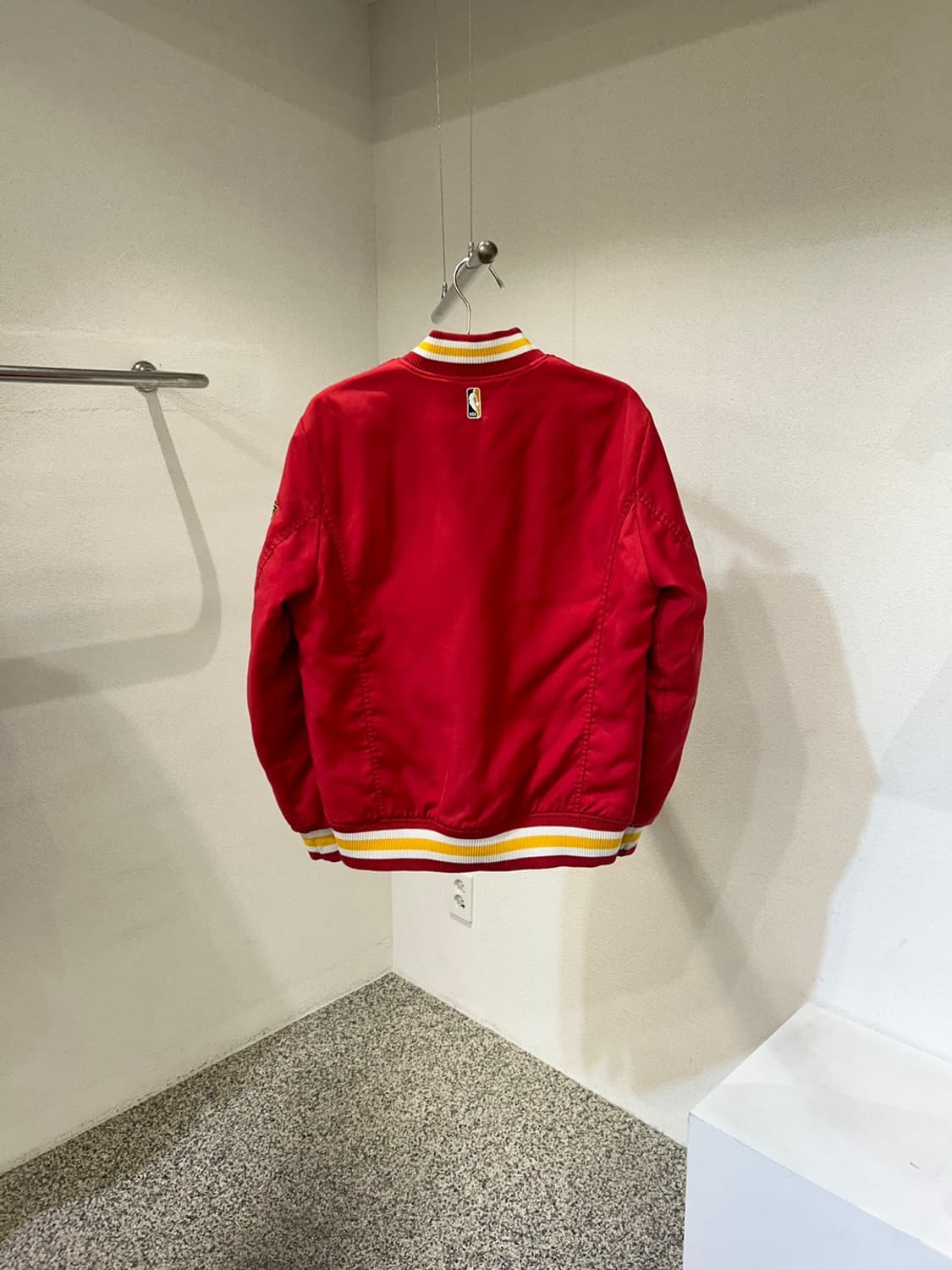 NBA 클리블랜드 캐벌리어스 스타디움 바시티 자켓 상품이미지2