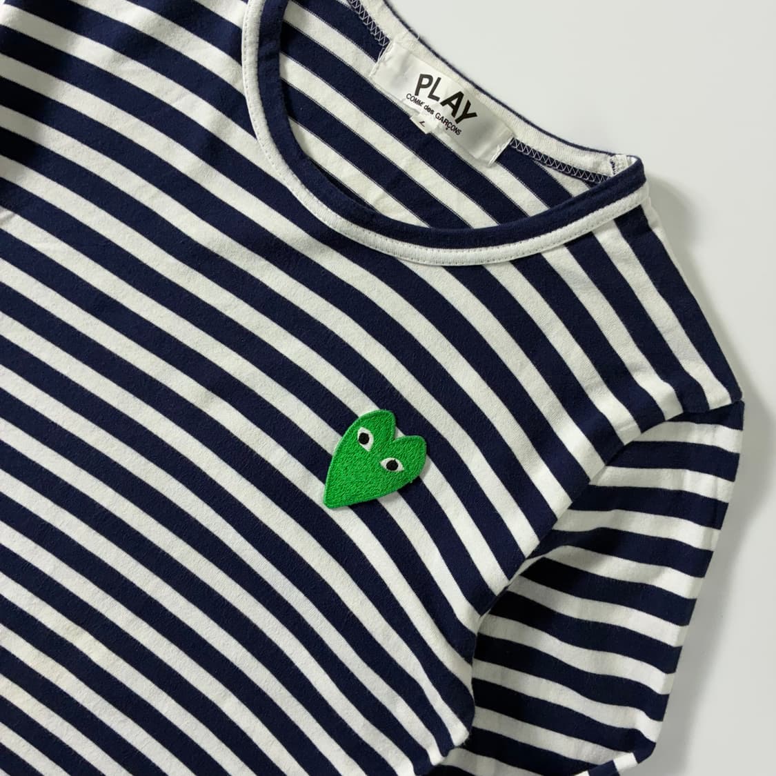 Comme Des Garcons꼼데가르송 우먼스 어글리페이스 와펜 보더티 상품이미지3